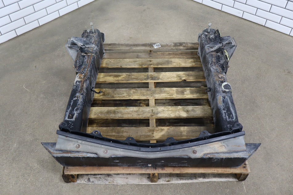 1997-2004 Chevrolet Corvette Front Bumper Bar Reinforcement 12533361