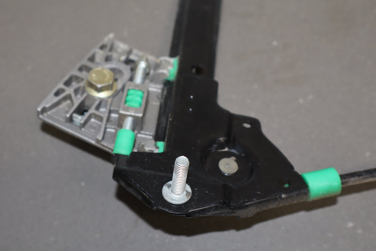 1997-2004 Chevrolet Corvette Left Front Door Regulator 10344131 OEM
