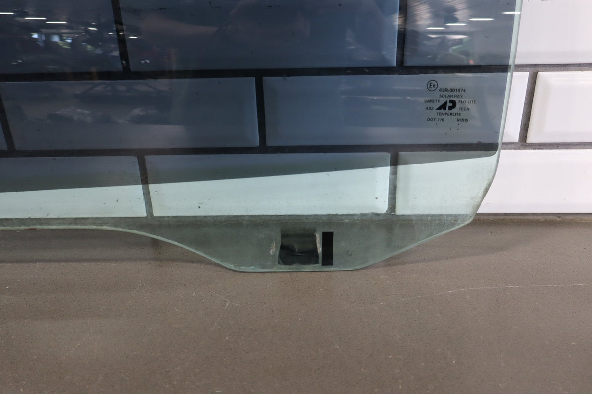 1997-2004 Chevrolet Corvette Left Front Door Window 10403190 OEM