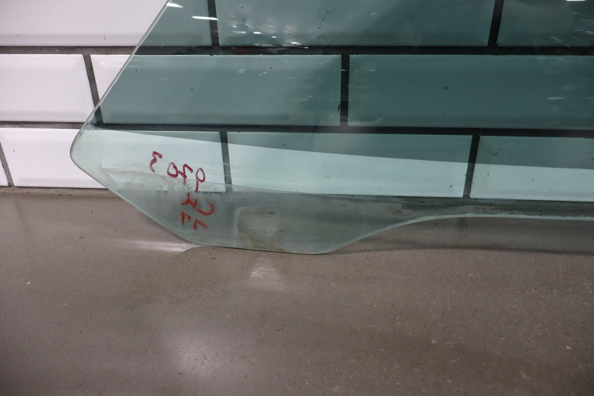 1997-2004 Chevrolet Corvette Left Front Door Window 10403190 OEM