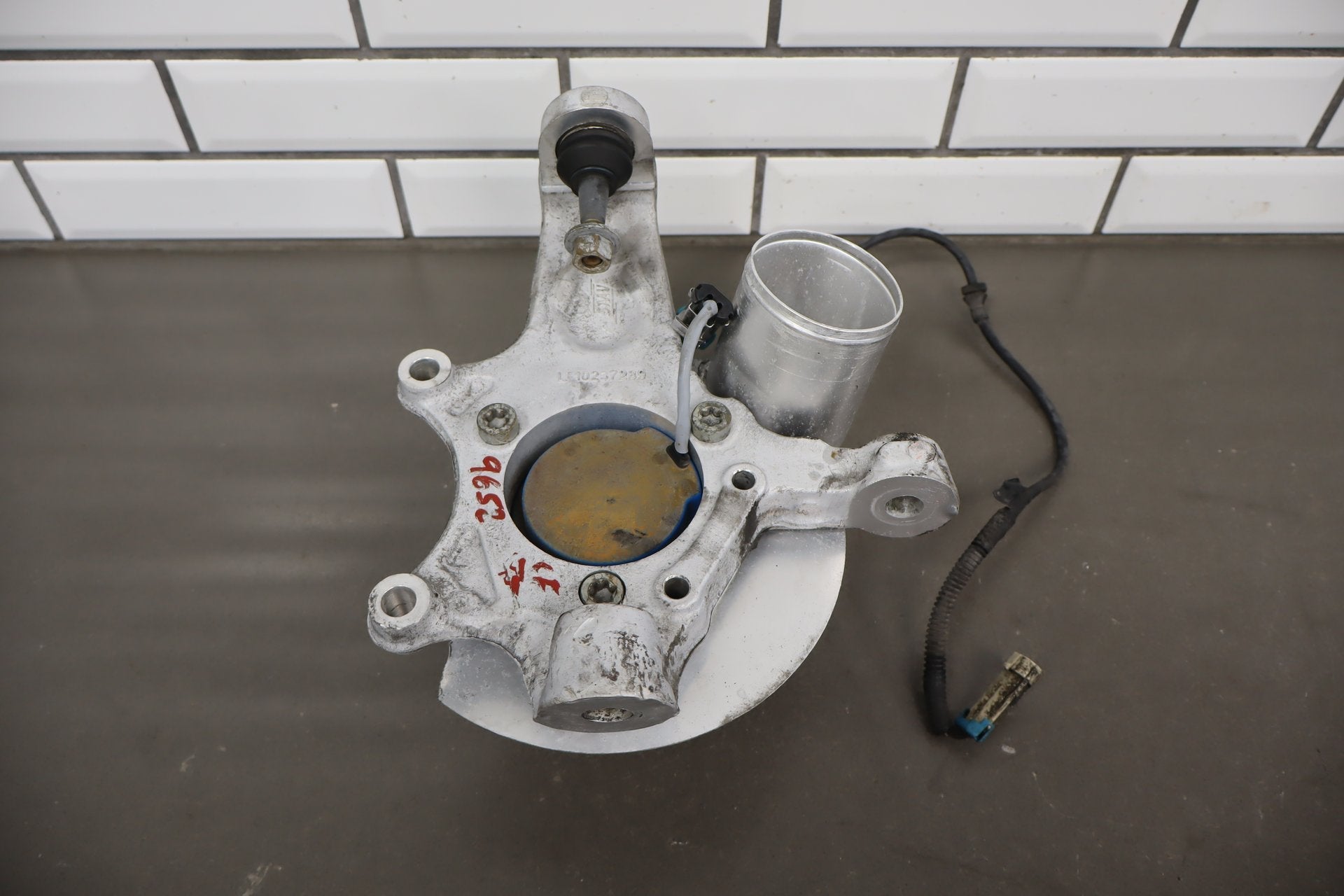 1997-2004 Chevrolet Corvette Left Front Suspension Knee
