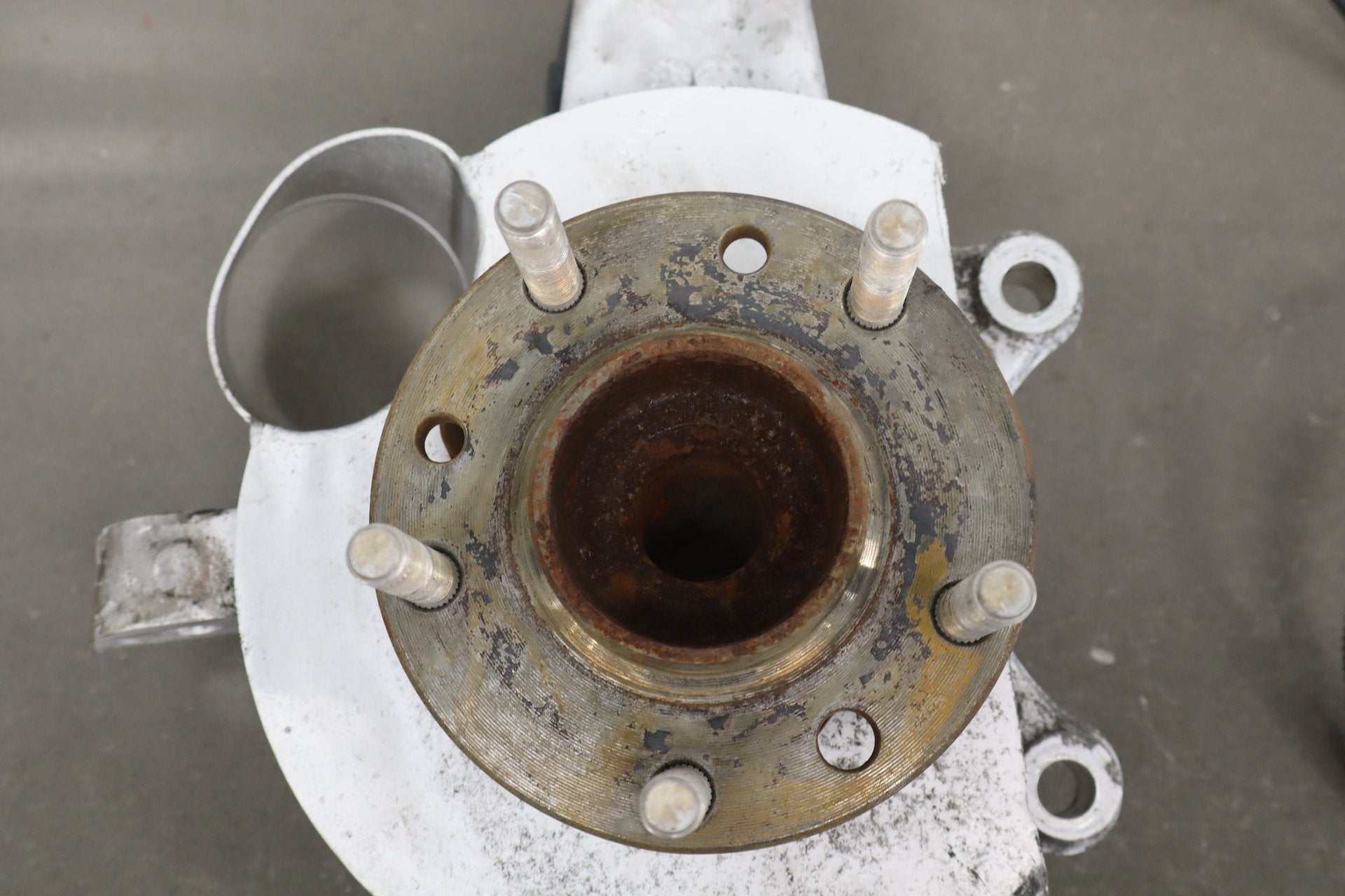 1997-2004 Chevrolet Corvette Left Front Suspension Knee