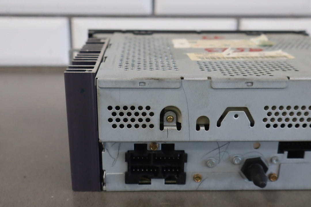 1997 - 2004 Chevrolet Corvette Radio 12370293 OEM