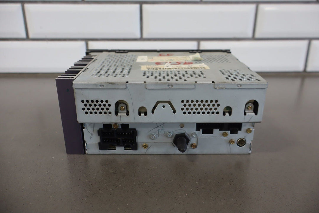 1997 - 2004 Chevrolet Corvette Radio 12370293 OEM