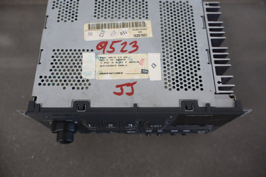 1997 - 2004 Chevrolet Corvette Radio 12370293 OEM