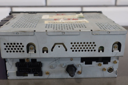 1997 - 2004 Chevrolet Corvette Radio 12370293 OEM