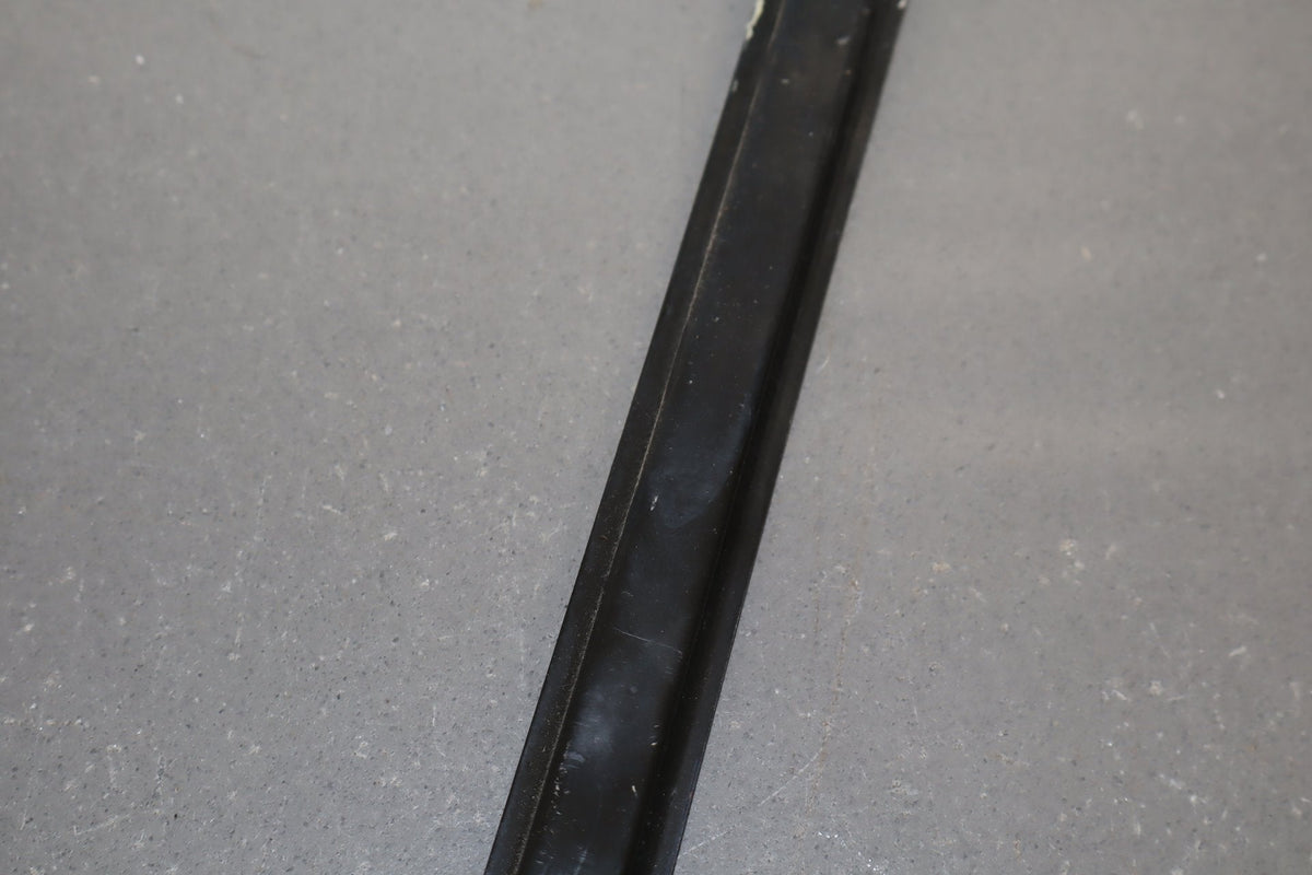 1997-2004 Chevrolet Corvette Right Door Regulator 10344132 OEM