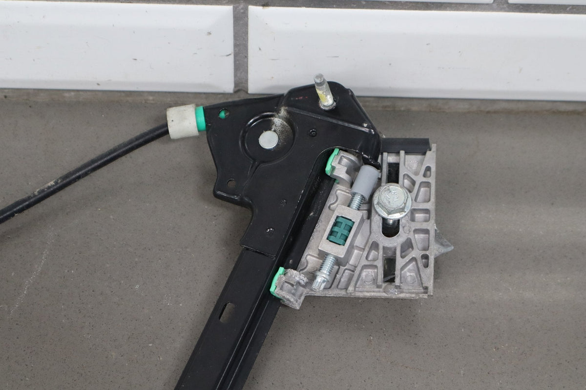 1997-2004 Chevrolet Corvette Right Front Door Regulator 10344132 OEM