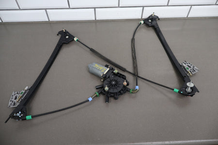 1997-2004 Chevrolet Corvette Right Front Door Regulator 10344132 OEM
