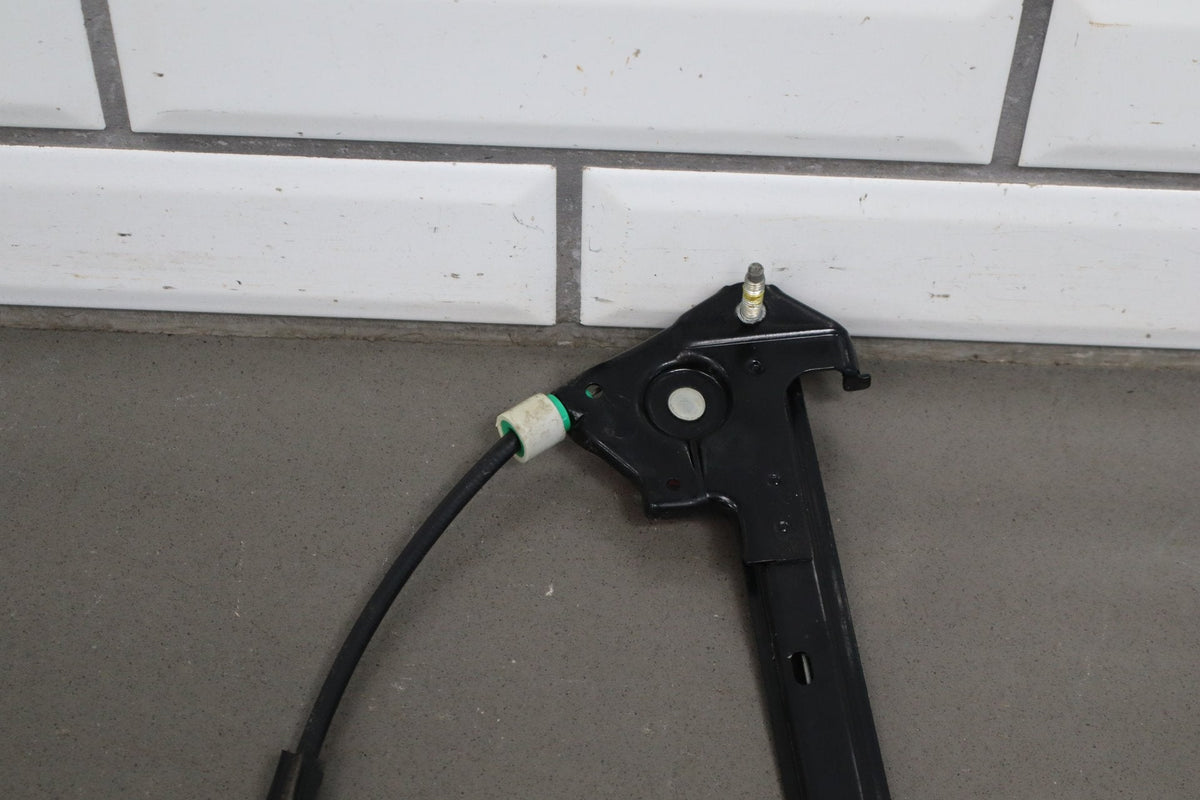 1997-2004 Chevrolet Corvette Right Front Door Regulator 10344132 OEM