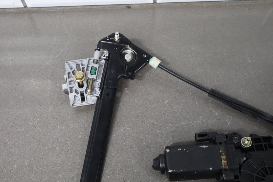 1997 - 2004 Chevrolet Corvette Right Front Door Regulator 10344132 OEM