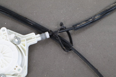 1997-2004 Chevrolet Corvette Right Front Door Regulator 10344132 OEM