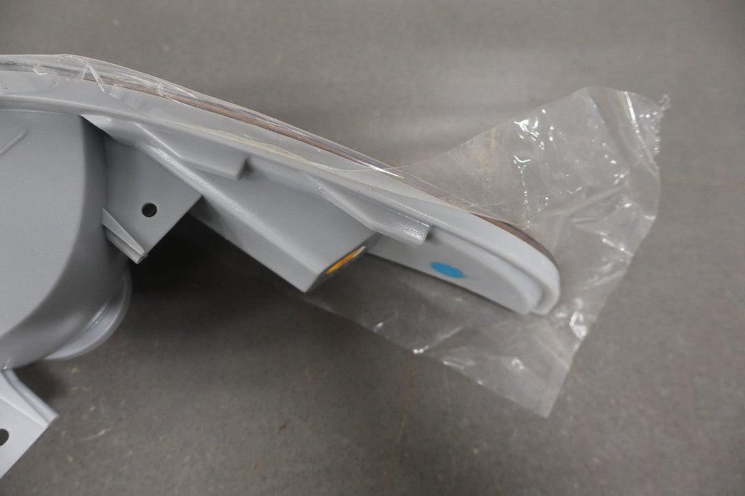 1997 - 2004 Chevrolet Corvette Right Front Lamp 10301356 OEM