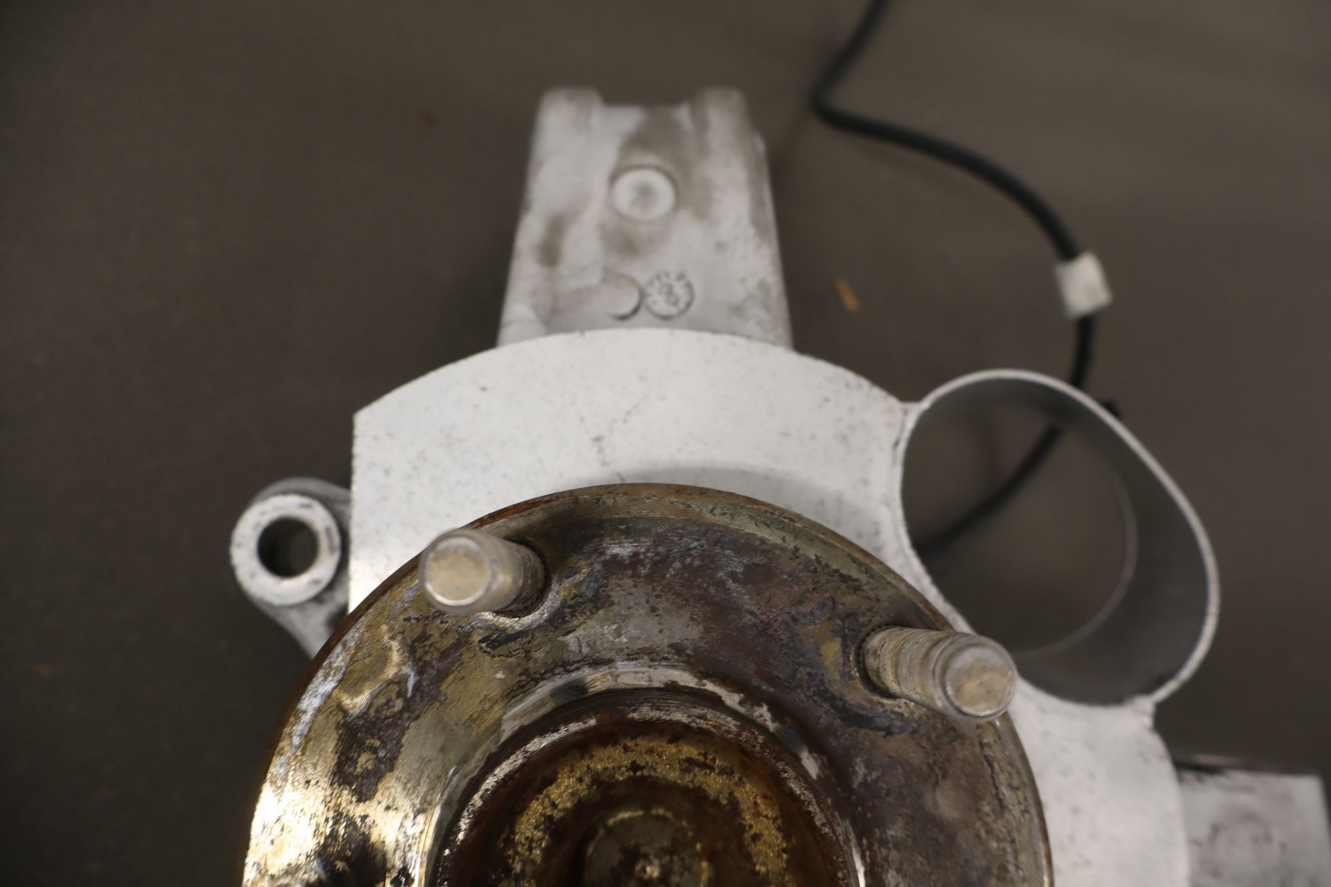 1997-2004 Chevrolet Corvette Right Front Suspension Knee
