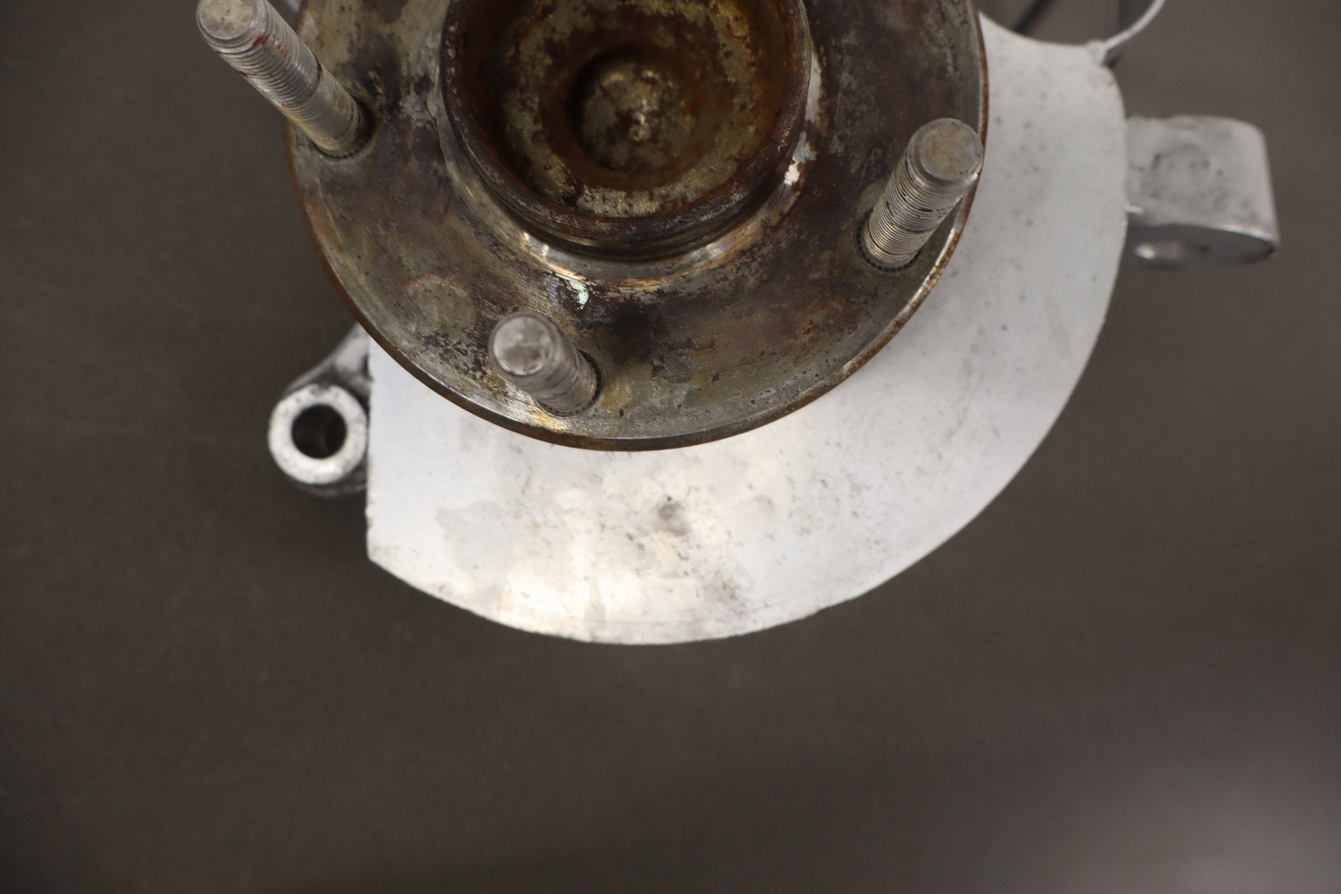 1997-2004 Chevrolet Corvette Right Front Suspension Knee