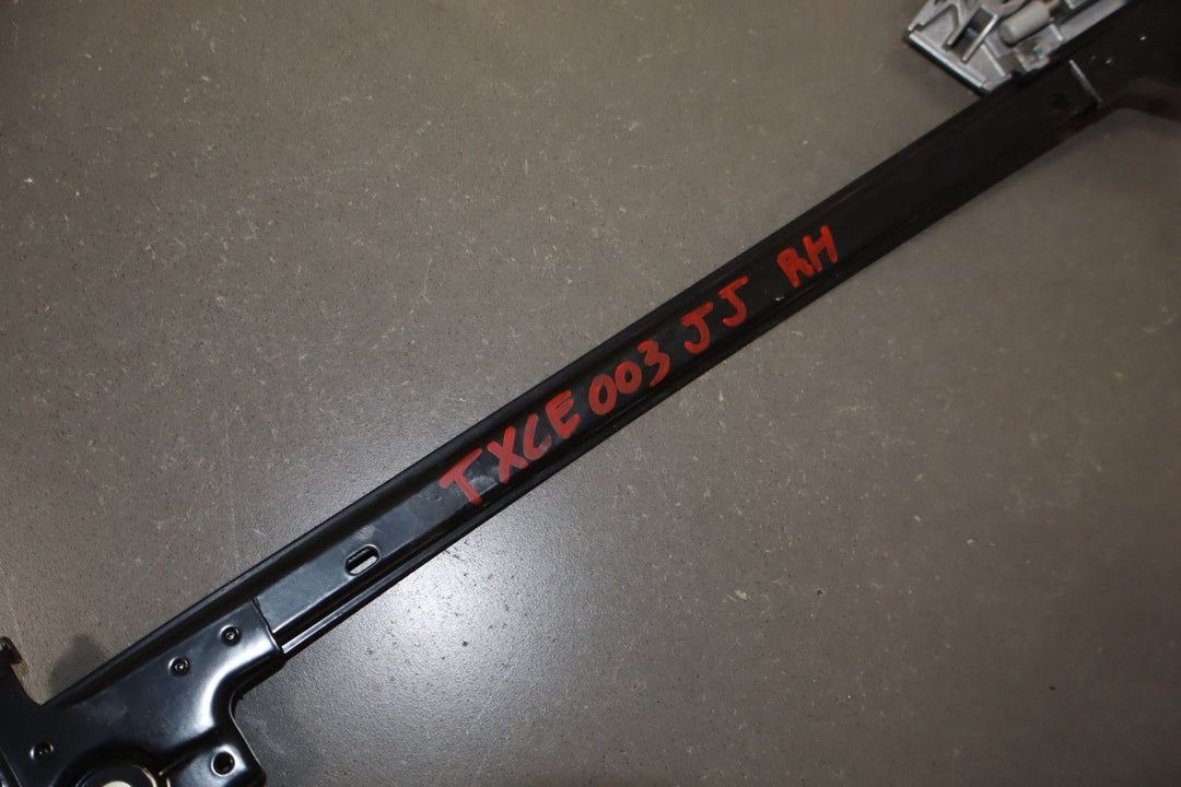 1997 - 2004 Chevrolet Corvette Right Front Window Regulator 10344132 OEM