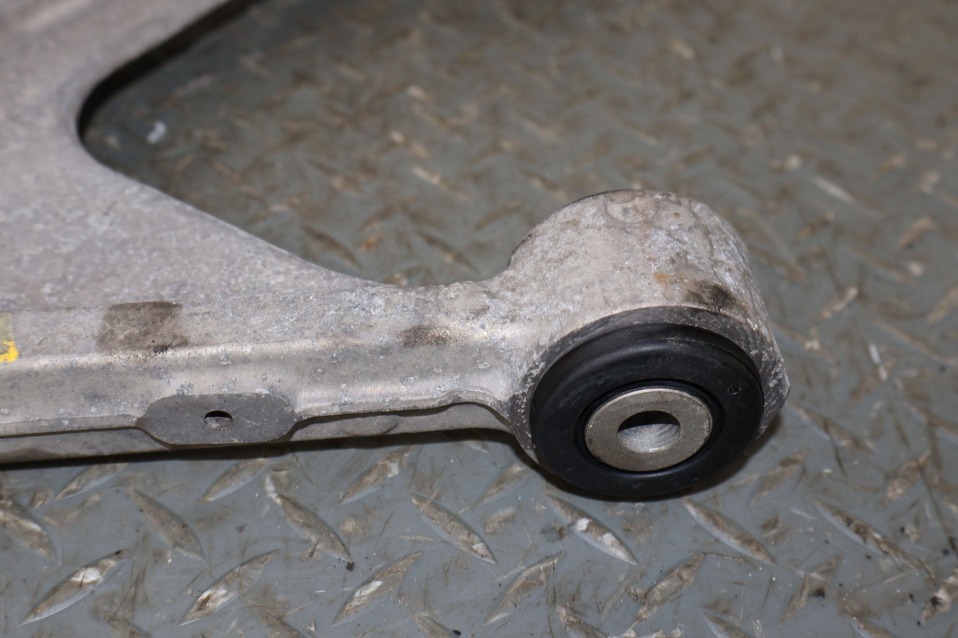 1997-2004 Chevrolet Corvette Right Rear Upper Control Arm 10233621 OEM