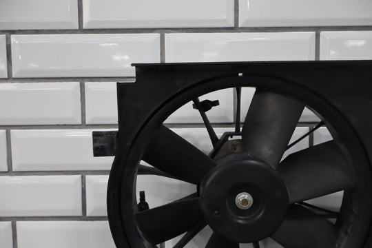 1997 - 2004 Chevy C5 Corvette OEM Engine Cooling Dual Fan W/ Motor