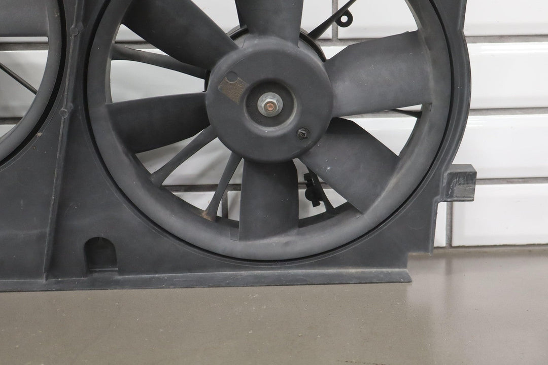 1997 - 2004 Chevy C5 Corvette OEM Engine Cooling Dual Fan W/ Motor