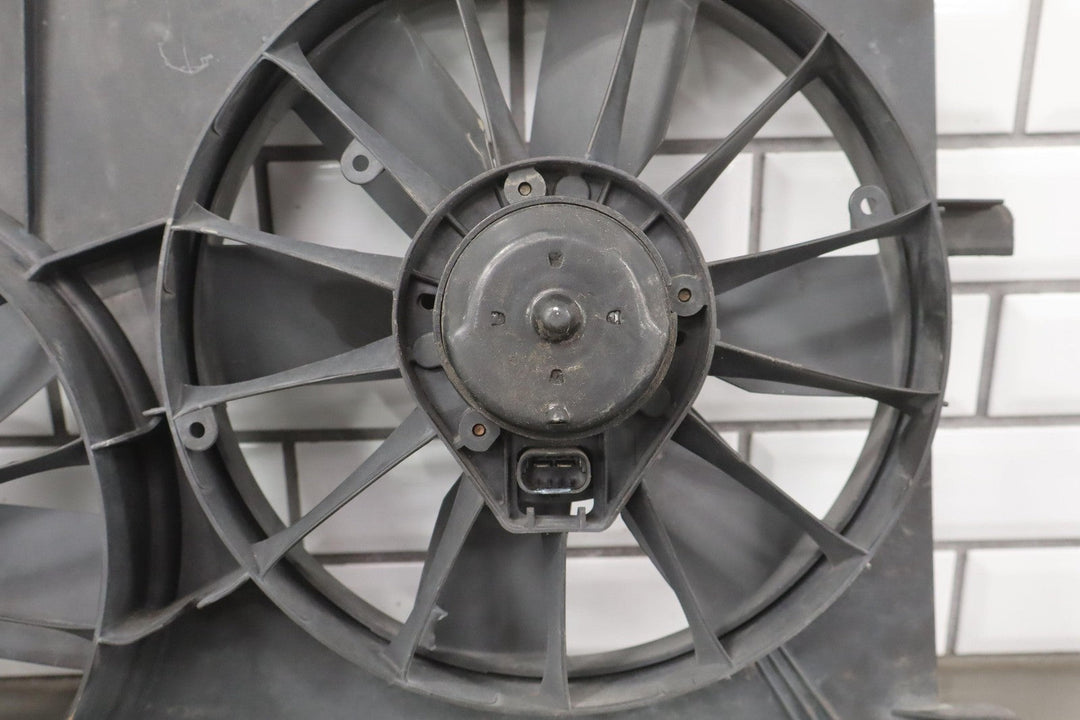 1997 - 2004 Chevy C5 Corvette OEM Engine Cooling Dual Fan W/ Motor