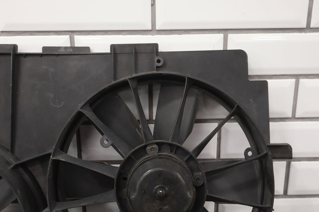 1997 - 2004 Chevy C5 Corvette OEM Engine Cooling Dual Fan W/ Motor