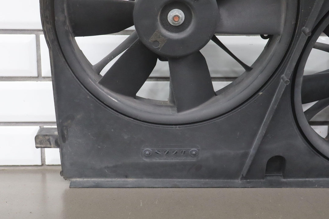 1997 - 2004 Chevy C5 Corvette OEM Engine Cooling Dual Fan W/ Motor