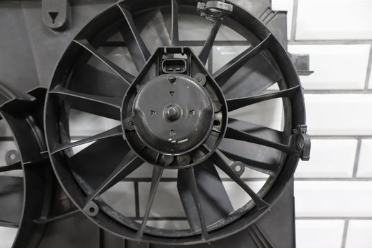 1997 - 2004 Chevy C5 Corvette OEM Engine Cooling Dual Fan W/ Motor