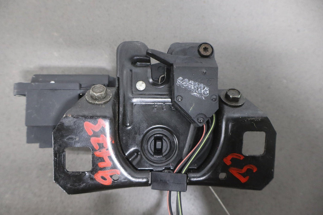 1997 - 2004 Chevy Corvette C5 Convertible Trunk Deck Lid Latch