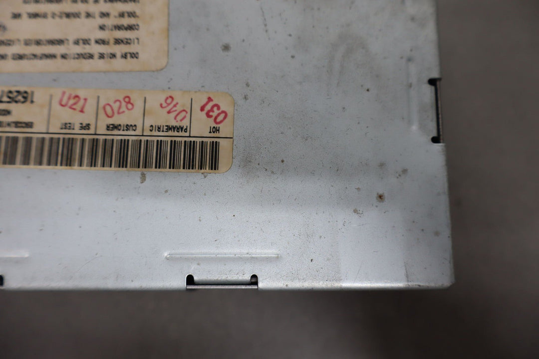 1997 - 2004 Chevy Corvette C5 Radio AM - FM - Cassette Player OPT UL0