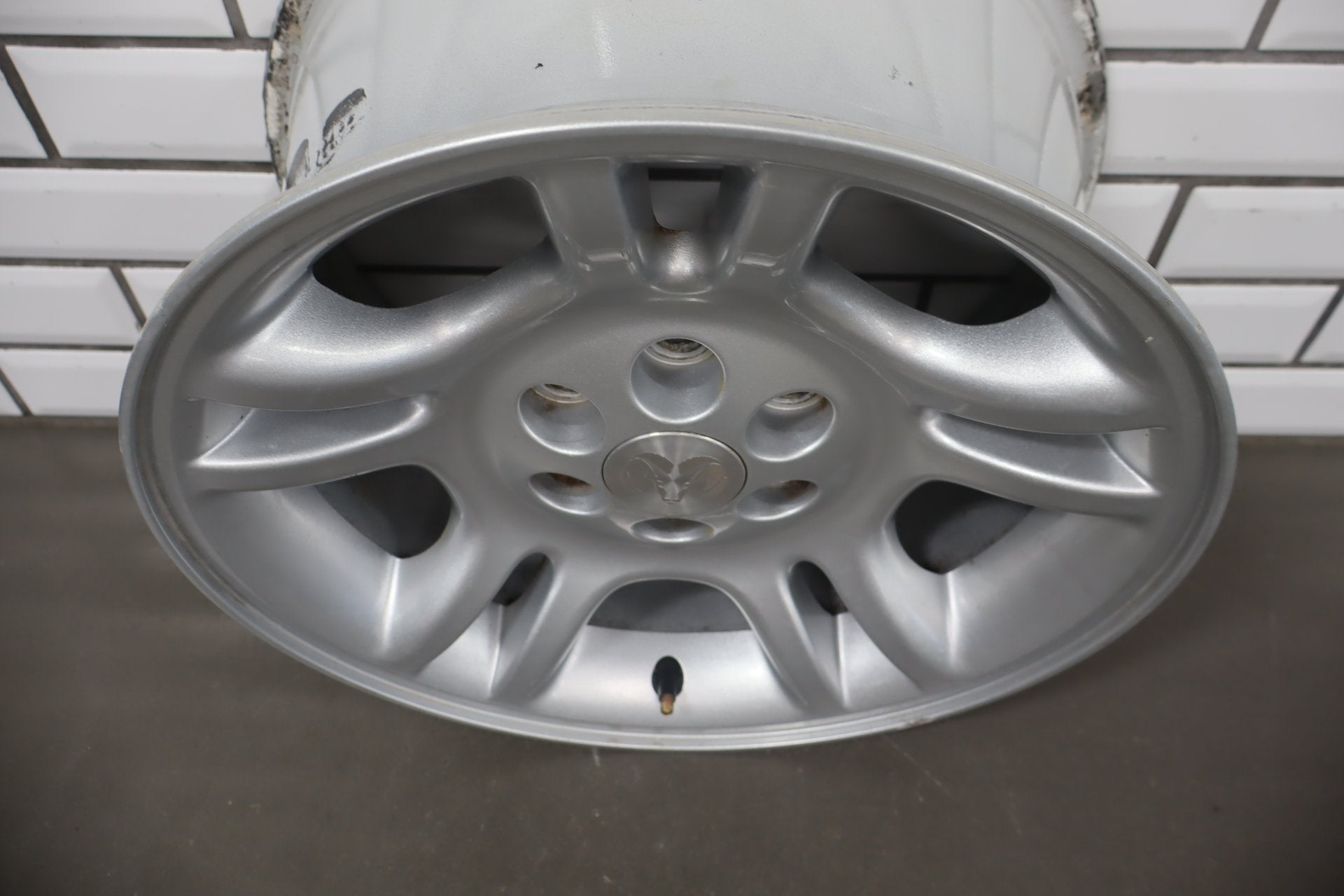 1997-2004 Dodge Dakota Alloy Wheel OEM 16x8