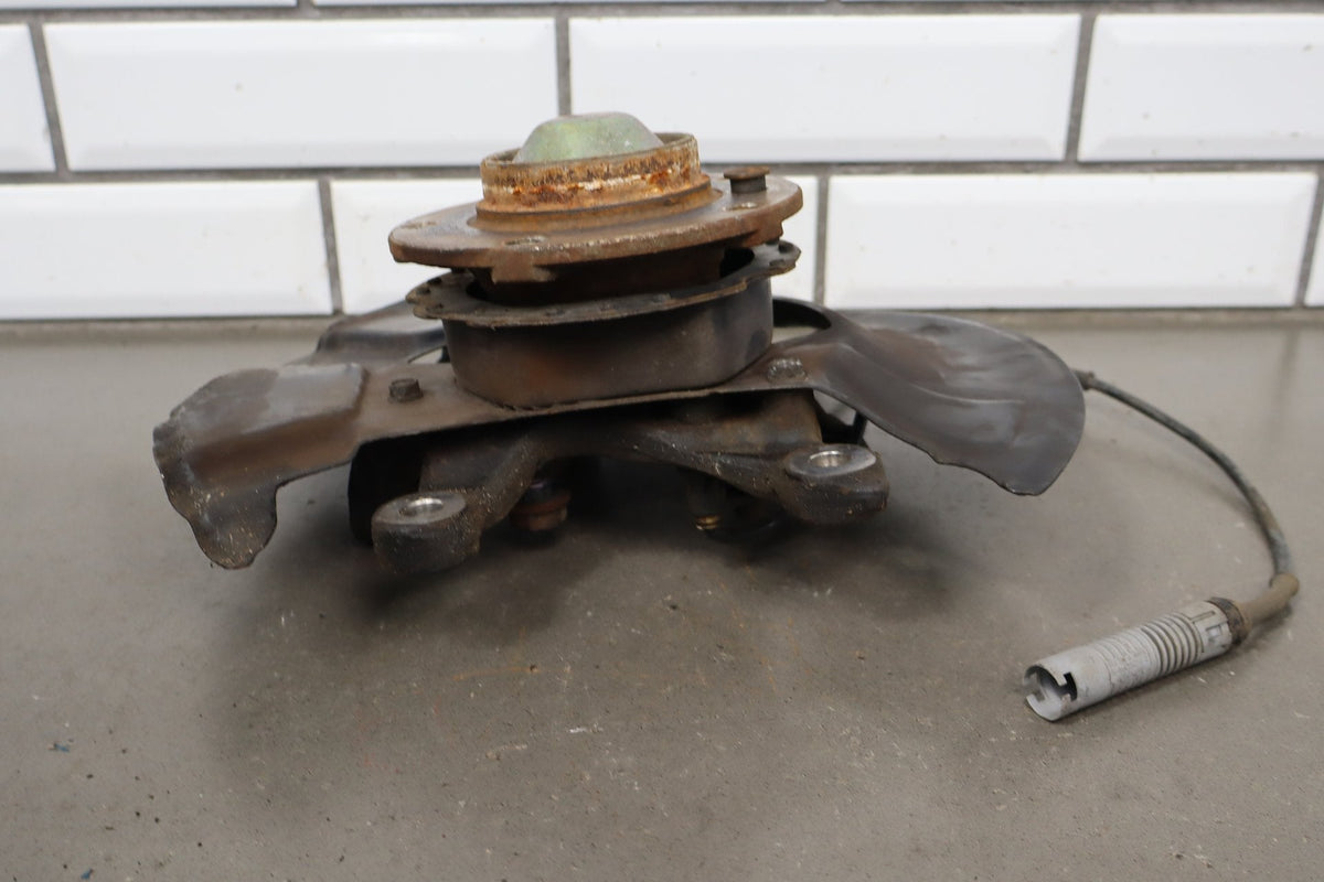 1997 BMW Z3 1.9i Left Front Spindle 31211092079