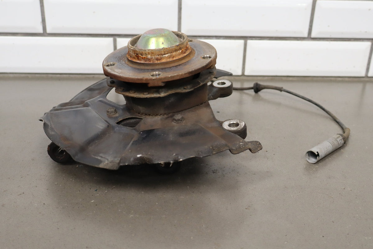 1997 BMW Z3 1.9i Left Front Spindle 31211092079