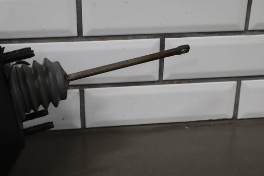 1997 Chevrolet Corvette Master Cylinder & Brake Booster 18016548 OEM