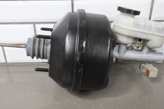 1997 Chevrolet Corvette Master Cylinder & Brake Booster 18016548 OEM
