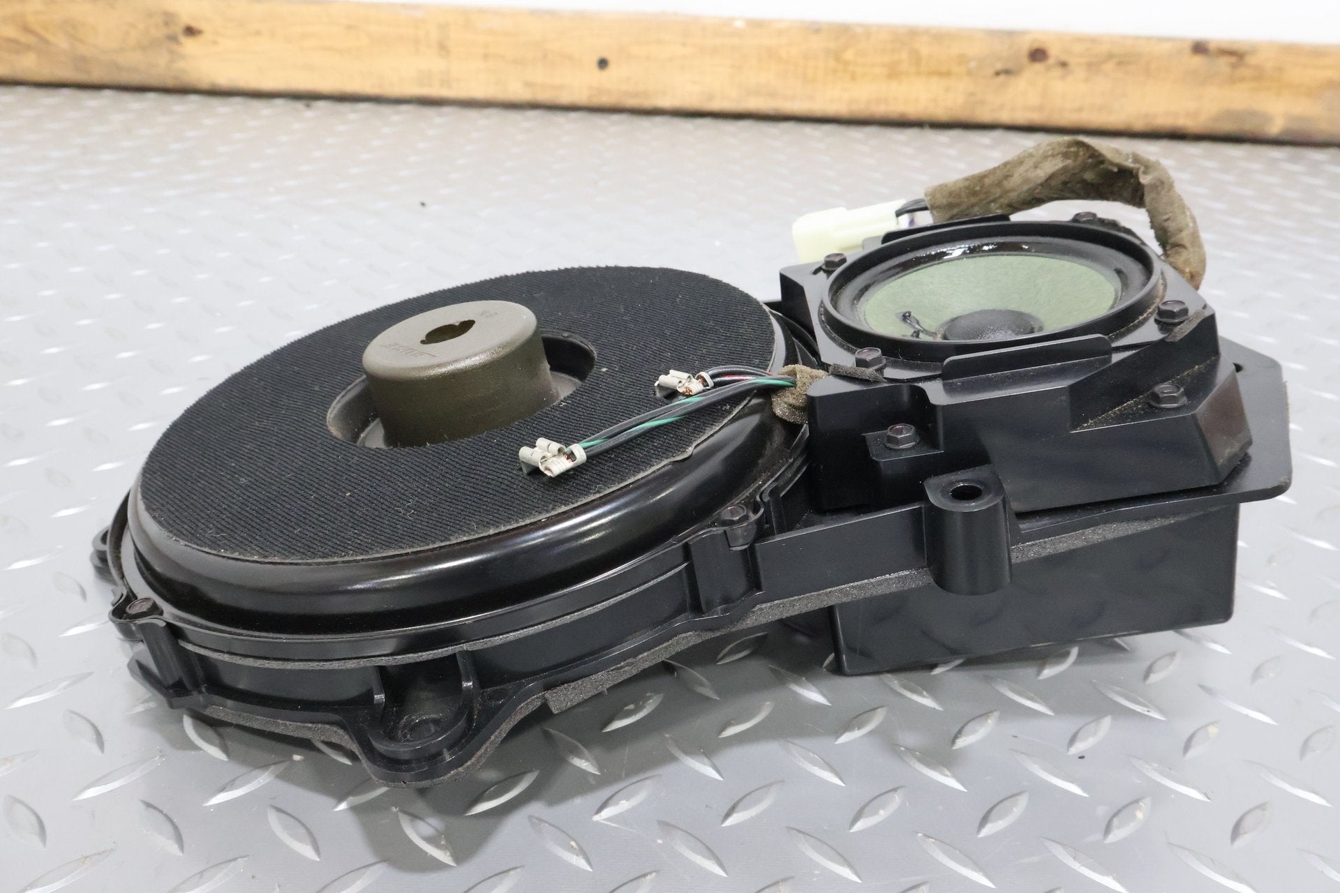 1997 Chevrolet Corvette- Speakers