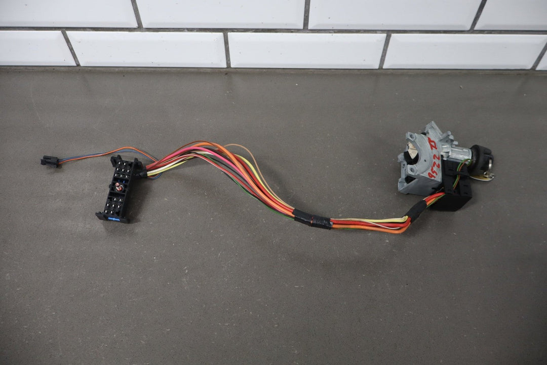 1997 GMC Savana Ignition Switch OEM W/ Key