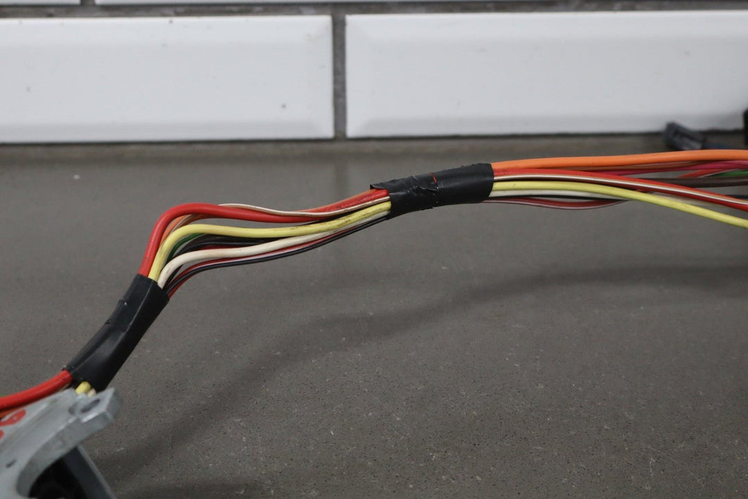 1997 GMC Savana Ignition Switch OEM W/ Key