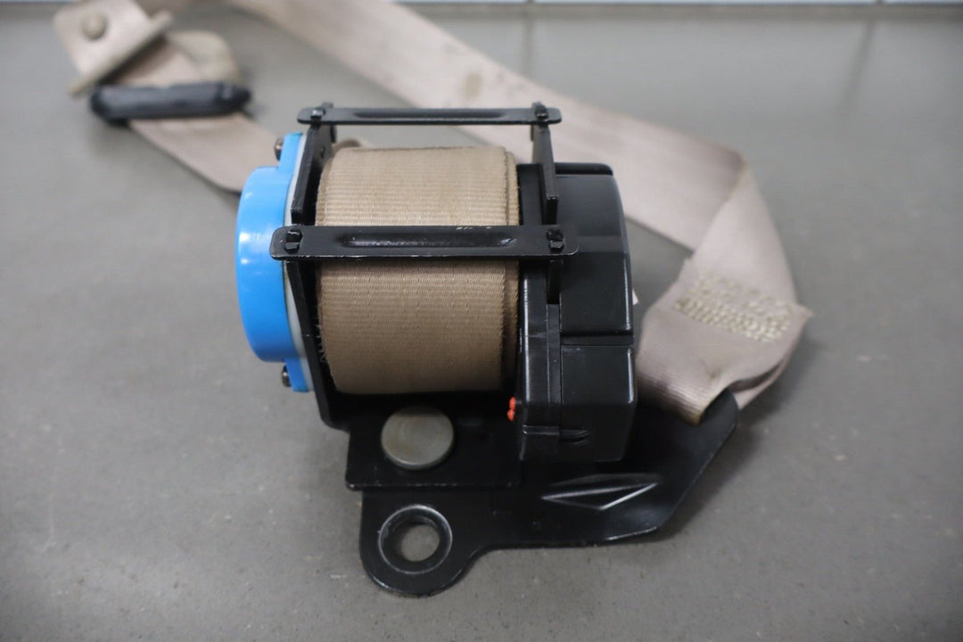 1997 GMC Savana Left Front Seat Belt Neutral 52W