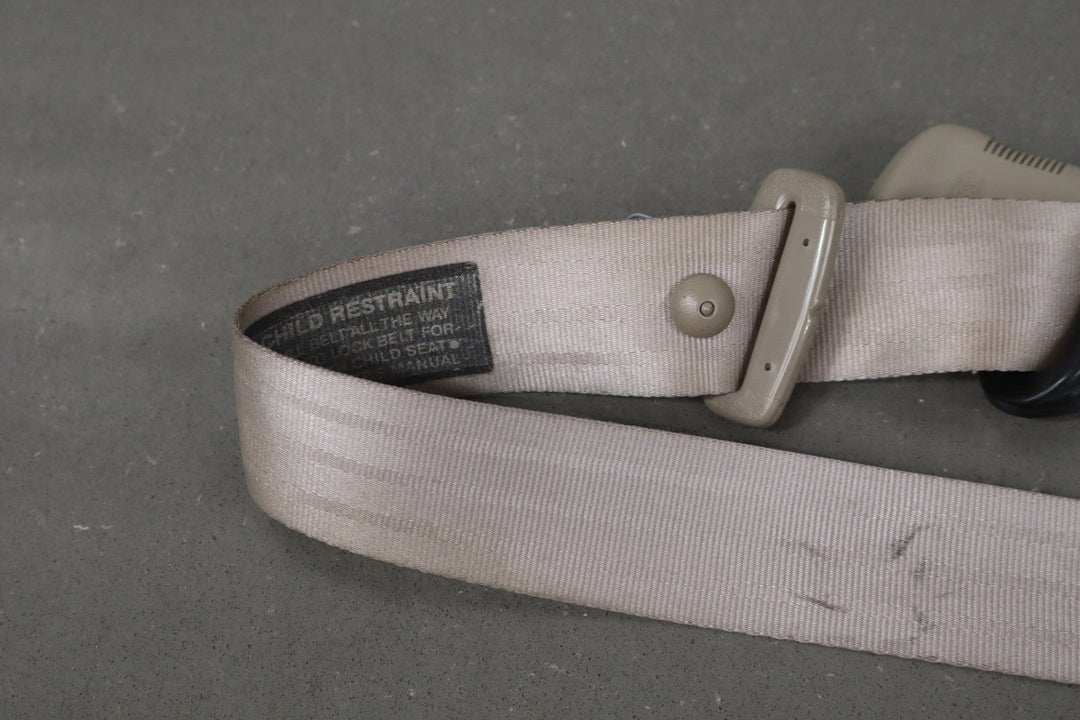 1997 GMC Savana Right Front Seat Belt Neutral 52W