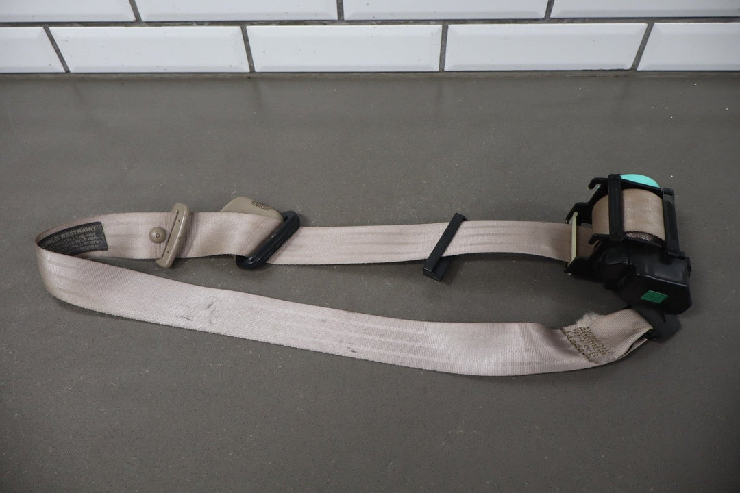 1997 GMC Savana Right Front Seat Belt Neutral 52W