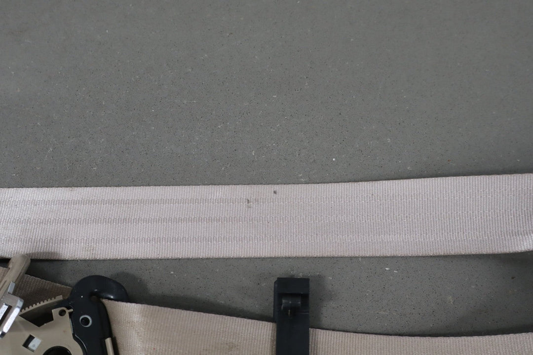 1997 GMC Savana Right Front Seat Belt Neutral 52W