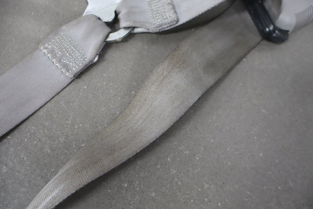 1997 GMC Suburban Left Front Seat Belt Grey 132