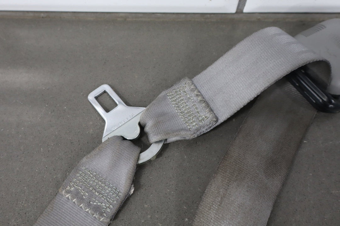 1997 GMC Suburban Left Front Seat Belt Grey 132