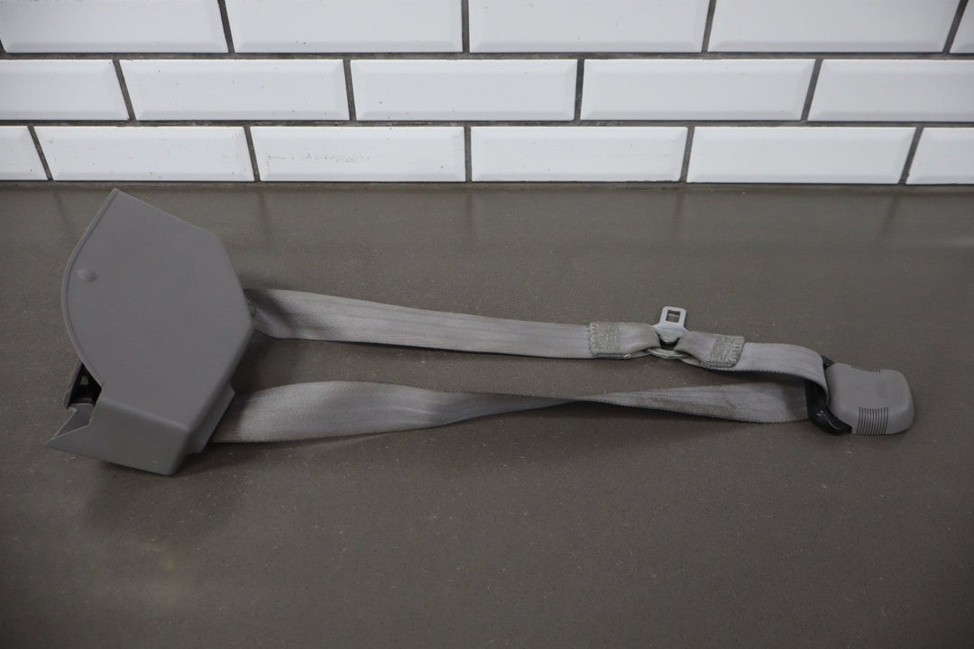 1997 GMC Suburban Left Front Seat Belt Grey 132