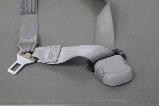 1997 GMC Suburban Right Front Seat Belt Grey 132 E20070RH