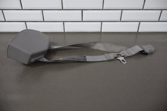 1997 GMC Suburban Right Front Seat Belt Grey 132 E20070RH