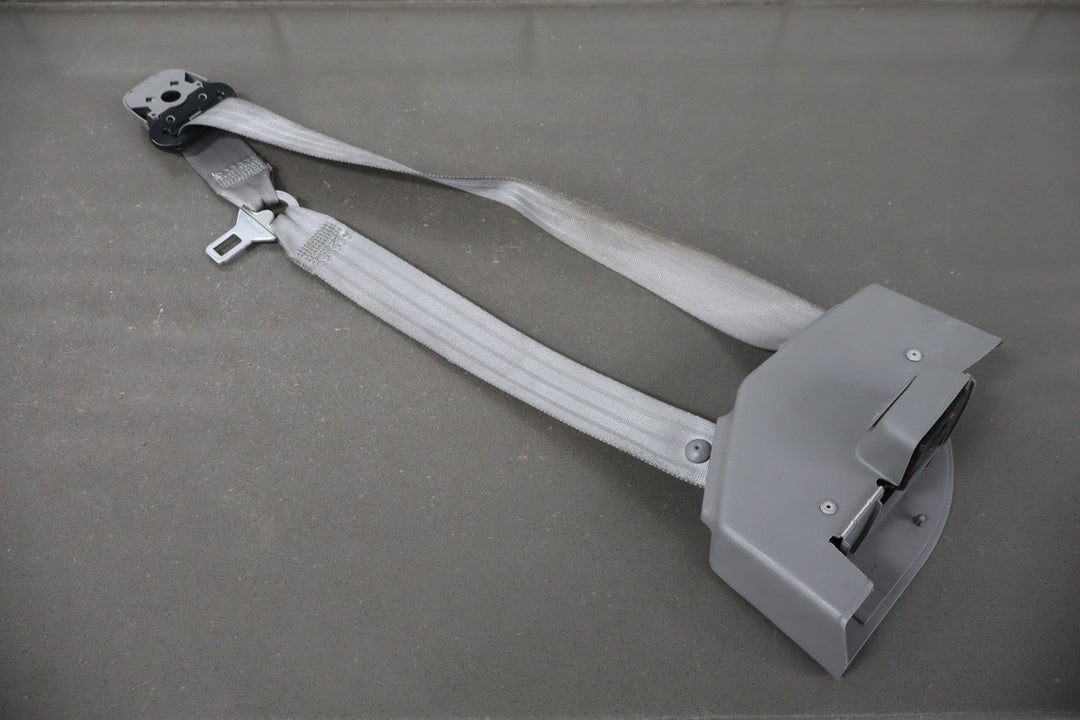 1997 GMC Suburban Right Front Seat Belt Grey 132 E20070RH
