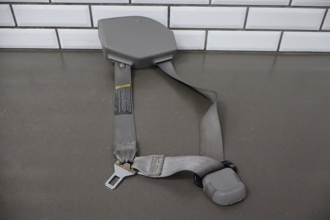 1997 GMC Suburban Right Front Seat Belt Grey 132 E20070RH