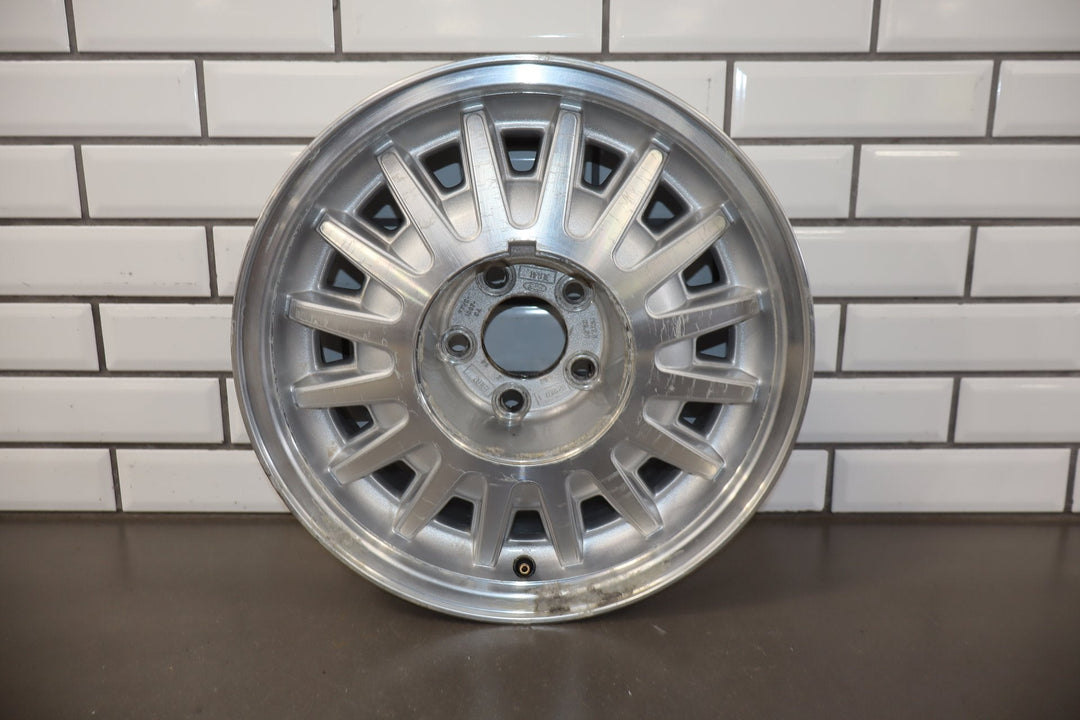 1997 Lincoln Town Car - 16x7 16 Spoke Aluminum Wheel - No Center Cap