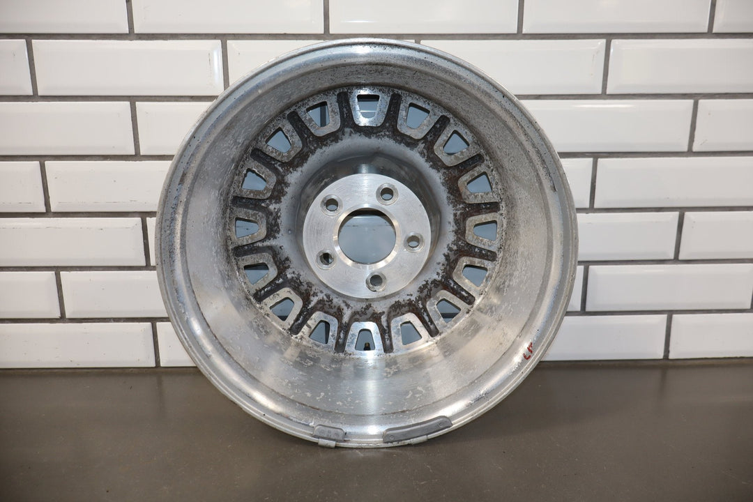 1997 Lincoln Town Car - 16x7 16 Spoke Aluminum Wheel - No Center Cap